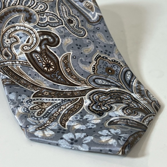 Robert Talbott Made in USA 100% Finest Silk Elegant Paisley Tie - Picture 3 of 10
